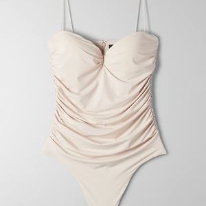 Aritzia Ten by Babaton cream body suit size medium